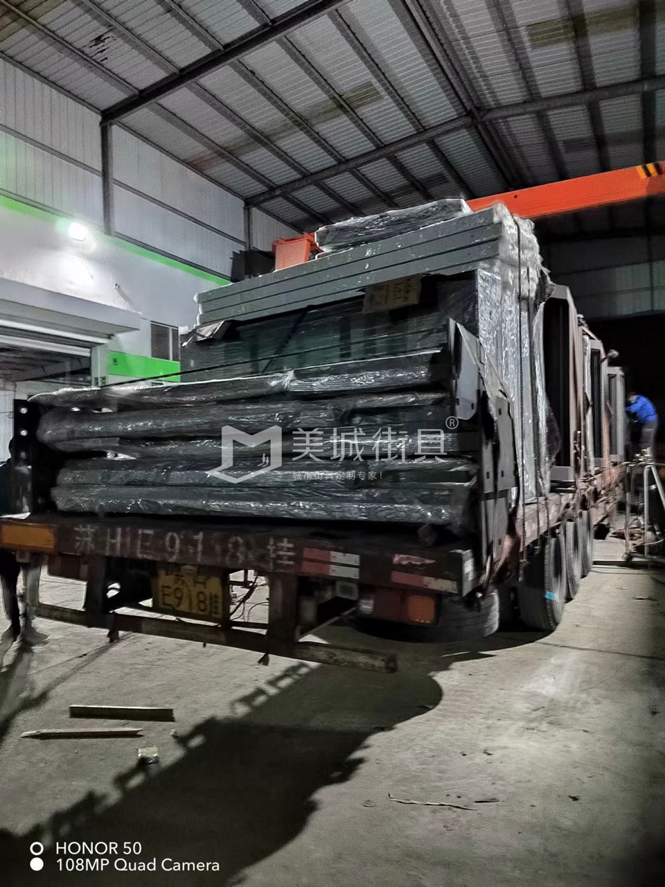2022.10.18美城街具供應(yīng)臺州第三、四車候車亭發(fā)貨記錄
